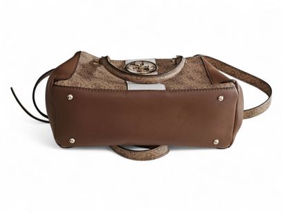 GUESS
Sac à main en tissu monogrammé de couleur...