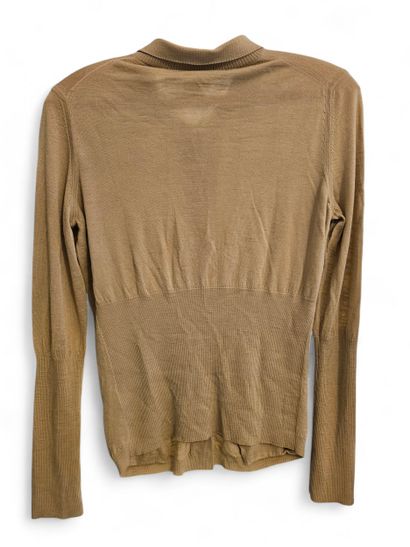 HERMES 
Gilet beige en cachemire, boutons...