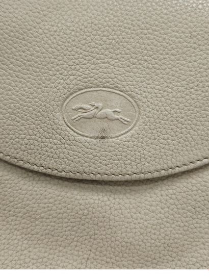 LONGCHAMP
Sac à bandoulière en cuir beig...