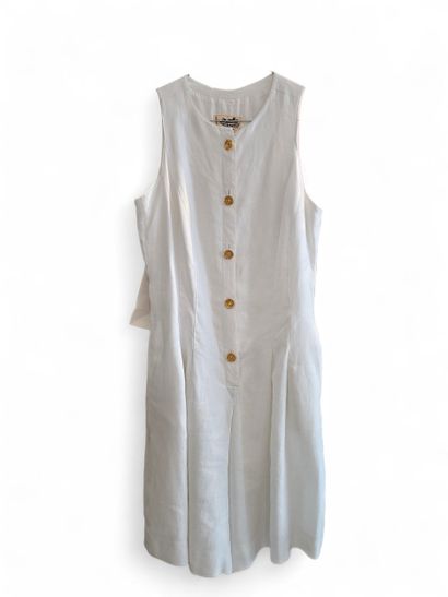 HERMES Paris
Combi short en lin blanc, boutons...