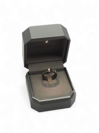 MESSIKA MOVE Titanium-graphite ring set with...