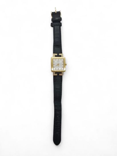 TISSOT 
Square-case wristwatch in 750° yellow...