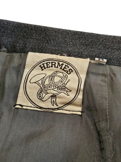 HERMES
JUPE tailleur grise
Taille M