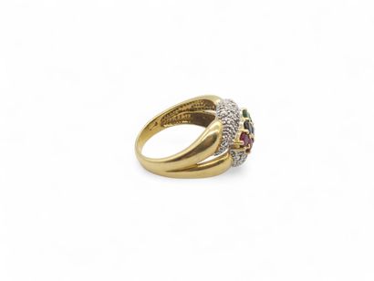 BAGUE en or jaune et gris 750° ornée de rubis,...