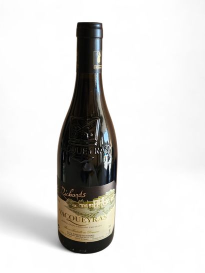VACQUEYRAS
Les Richards 
Année 2016
Cinq...