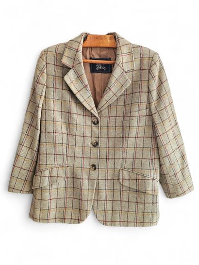 BURBERRY
Wool tartan jacket, silk lining
Size...