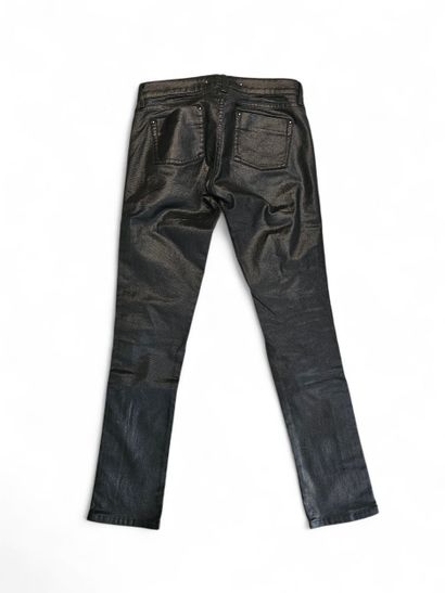BARBARA BUI 
Pantalon en toile enduite
Taille...