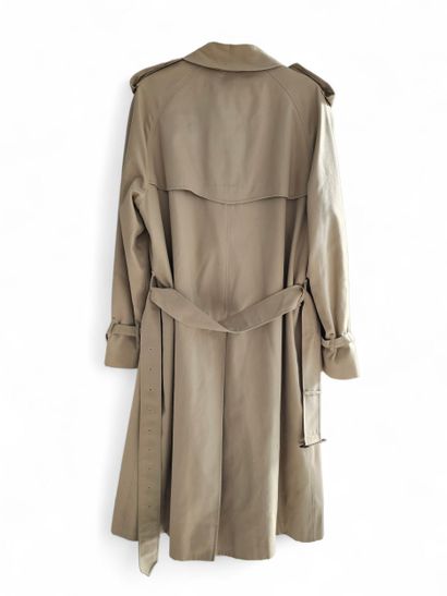 BURBERRY made in England 
Men's waterproof...
