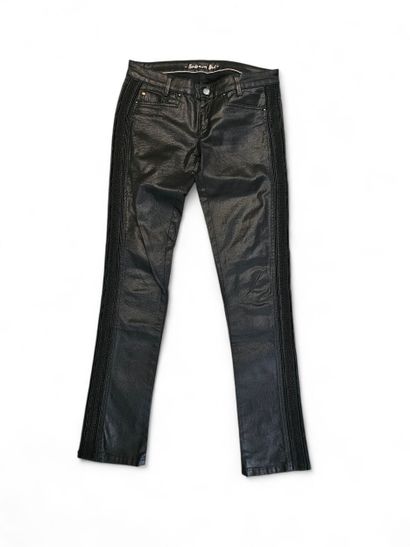 BARBARA BUI 
Pantalon en toile enduite
Taille...