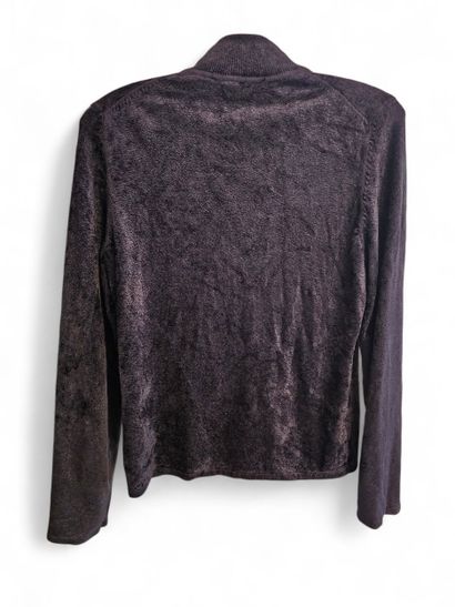 CHANEL
Black zip-up cardigan