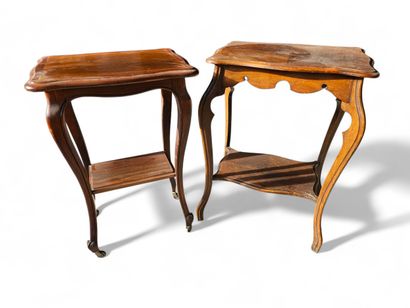 Deux tables d'appoint, rectangulaires en...