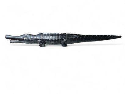 AFRIQUE, XXe siècle
CROCODILE en ébène sculpté,...