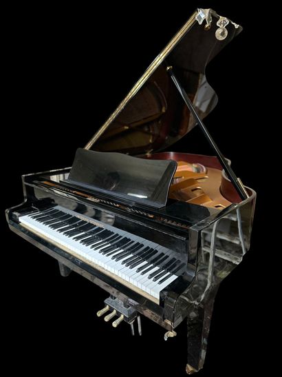 GROTRIAN-STEINWEG
Piano quart-de-queue en...