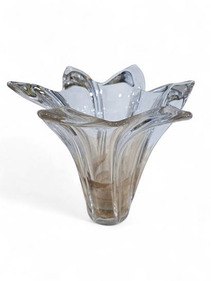 FRENCH WORK 
Large molded glass vase in the...