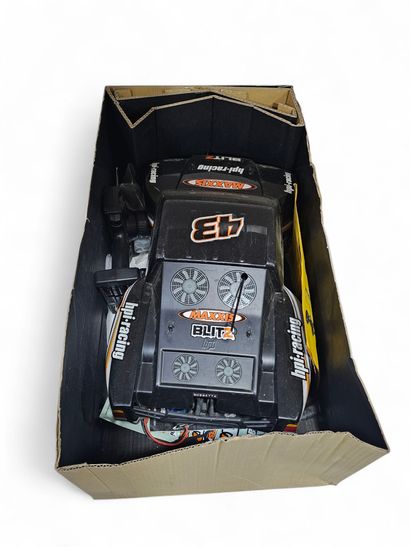 BLITZ
Radio-controlled car in box 
As is