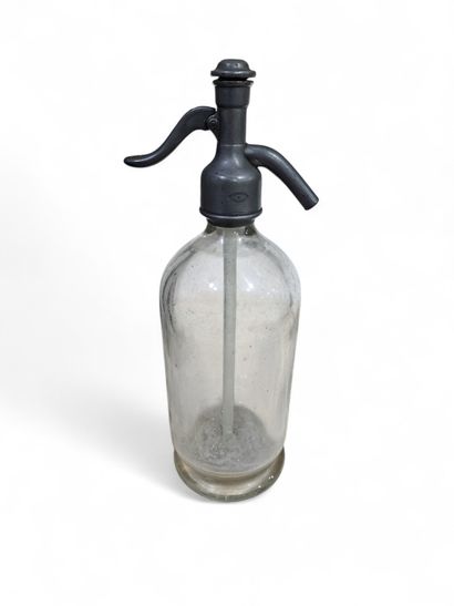 BENEIX GAMELON 
Seltzer bottle
H:30cm
Trace...