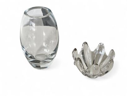 VANNES 
Vide poche en cristal en forme de...
