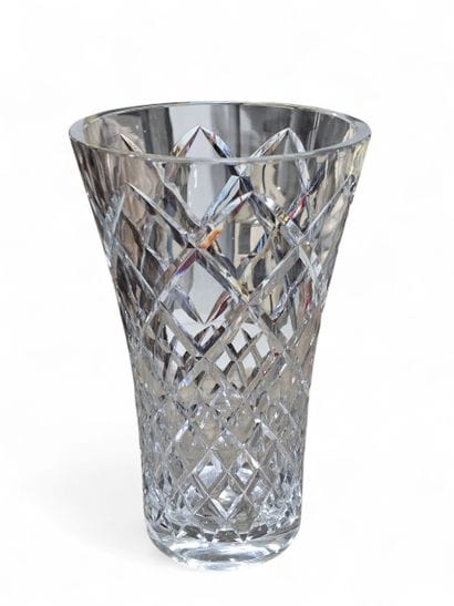 20th century French work
Large engraved crystal...