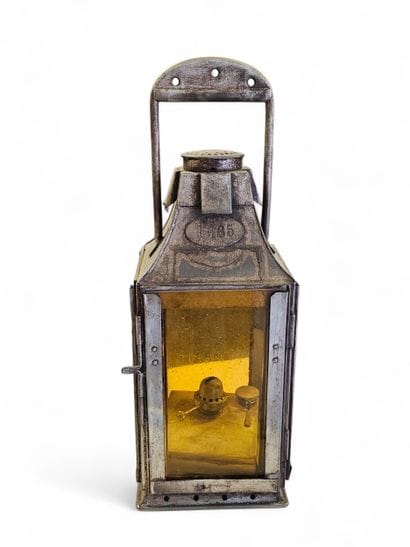Train LANTERN in repoussé metal