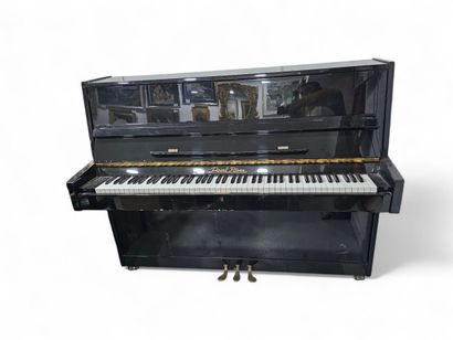 PEARL RIVER 
Black lacquered wood upright...