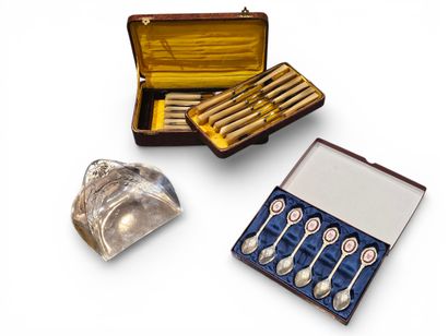 LOT of silver-plated metal including:
Gallia...