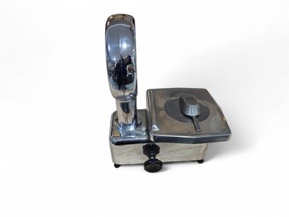 A VONDONI
1960s coffee scales