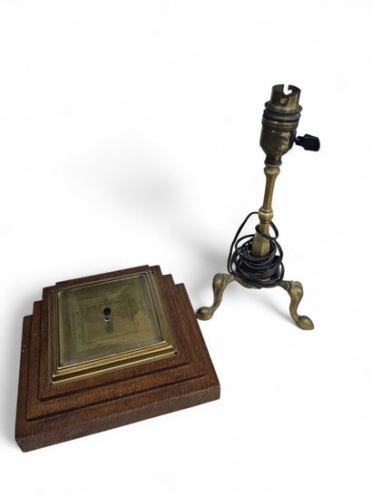 SUNDO
Brass wooden hanger barometer
We enclose...