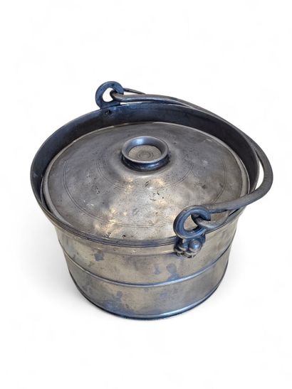 18th century WORK 
Pewter plate monogrammed...