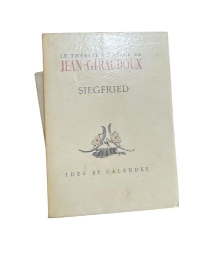 SET OF FIVE BOOKS IN BOXES including :
Contes...