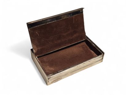 VACCO
Rectangular silver-plated metal cigarette...