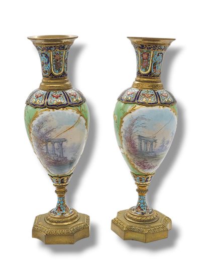 NAPOLEON III WORK
Pair of porcelain and cloisonné...