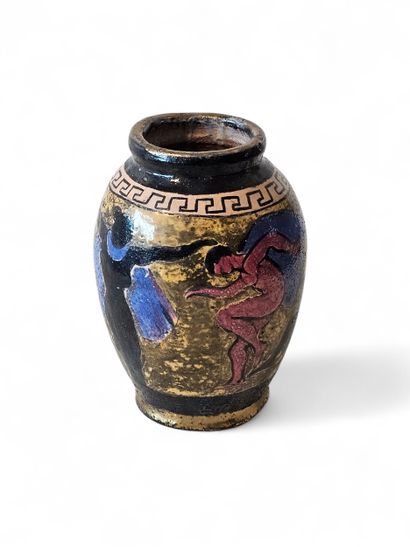 MP After
Ceramic ball vase decorated with...