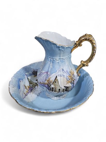 LIMOGES 
Porcelain toiletry set decorated...