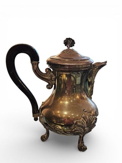 CAFETIERE in tripod silver-plated metal,...