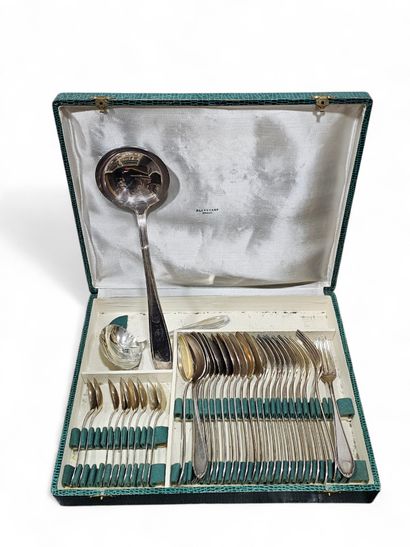 LA MONDIALE
Louis XV style silver plated...