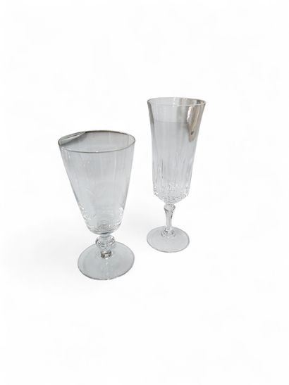 CRISTAL D'ARQUES
Part of a 9-piece crystal...