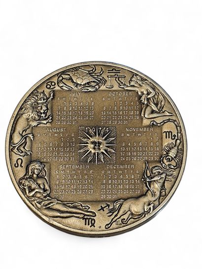 FRANKLIN MINT
800° silver medal depicting...