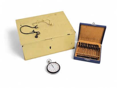Metal strongbox with key 
Also included 
Set...