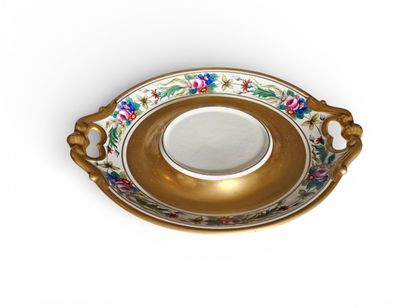 LIMOGES (20th century)
Porcelain SOUPIERE...