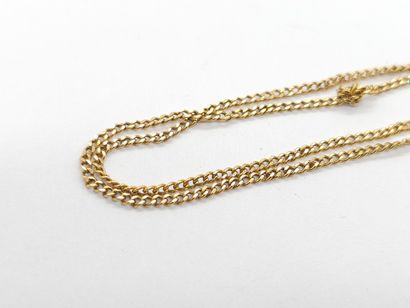 CHAIN in 750° yellow gold 
Four wedding rings...