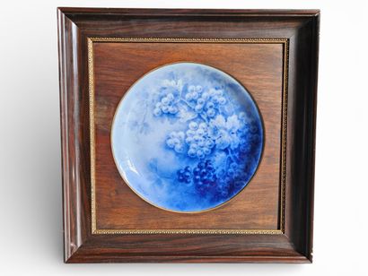 MARCADET LIMOGES
Framed plate in white and...