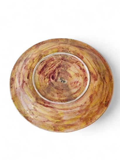 MP 1958
Painted porcelain plate decorated...