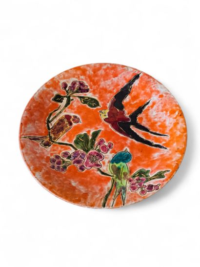 MP 1958
Painted porcelain plate decorated...