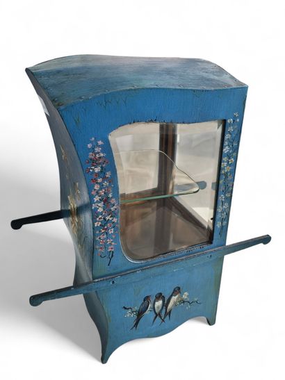 CHAISE à porte vitrine de poupées (dolls'...
