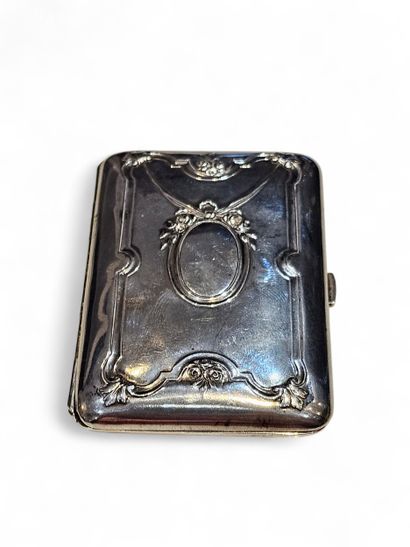 GERMAN WORK 19th century
Cigarette case chased...