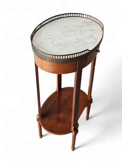 XXth century WORK in the Louis XVI style
Small...