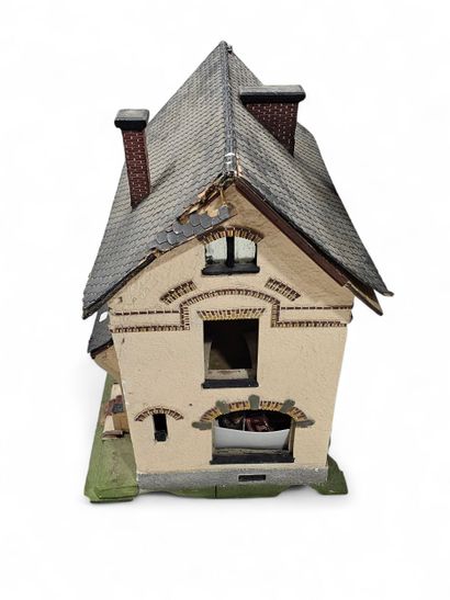 XXth century WORK
Plywood dollhouse, painted
Furniture...