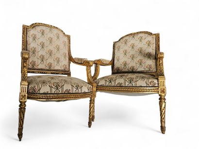 Louis XVI style bench seat
Floral fabrics
As...