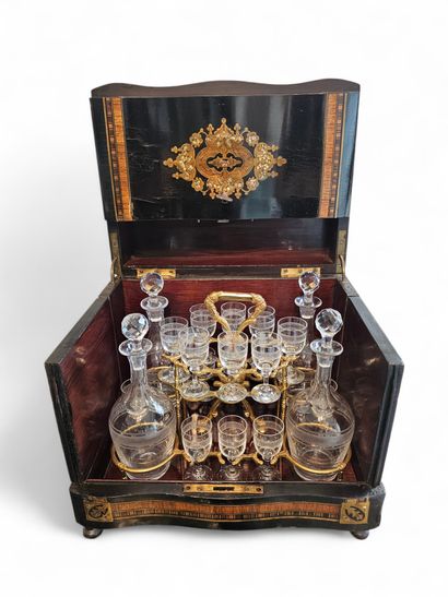 LIQUEUR CELLAR in blackened wood, rosewood...