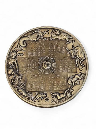 FRANKLIN MINT
800° silver medal depicting...